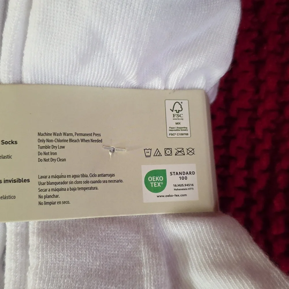 White and Gray Ankle No Show Socks Medium Kids Girls 7-8 Or Boys 8-10